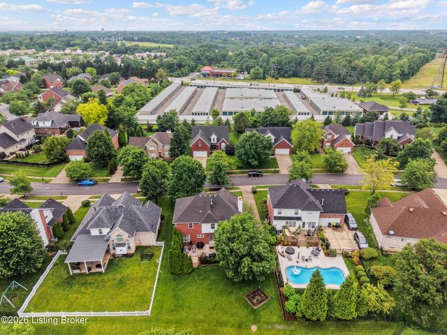 13908 Laclara Way, Louisville, KY 40299
