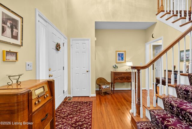 13908 Laclara Way, Louisville, KY 40299