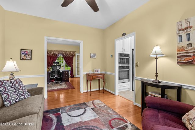 13908 Laclara Way, Louisville, KY 40299