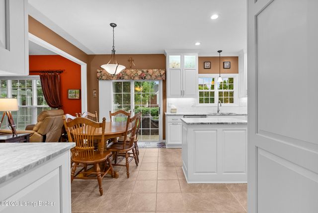 13908 Laclara Way, Louisville, KY 40299