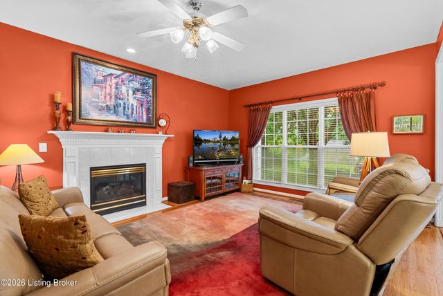 13908 Laclara Way, Louisville, KY 40299