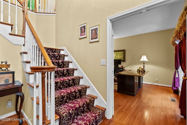 13908 Laclara Way, Louisville, KY 40299
