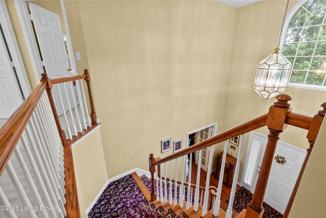 13908 Laclara Way, Louisville, KY 40299
