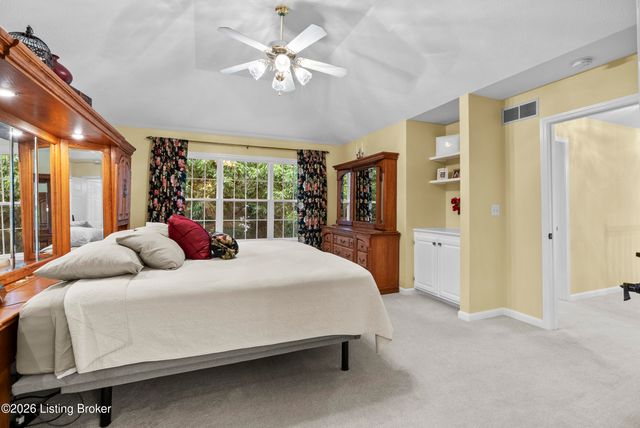 13908 Laclara Way, Louisville, KY 40299