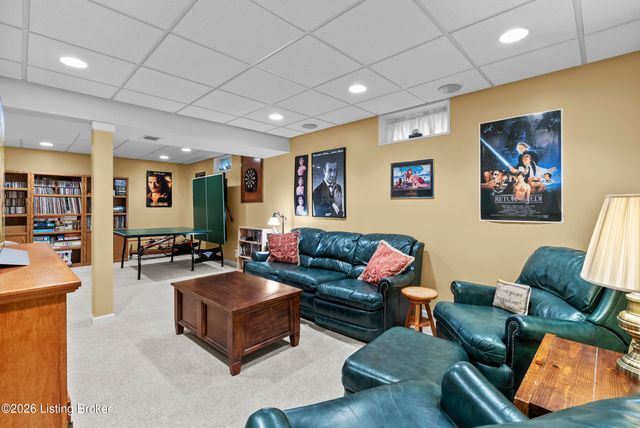 13908 Laclara Way, Louisville, KY 40299