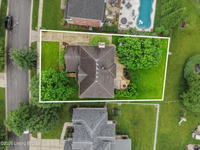 13908 Laclara Way, Louisville, KY 40299