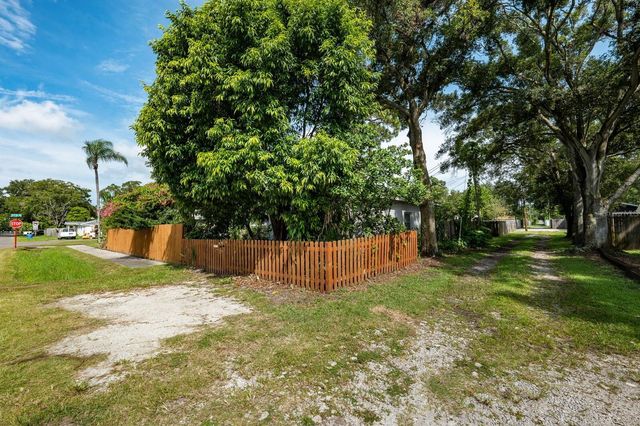 5101 37TH STREET N, St Petersburg, FL 33714