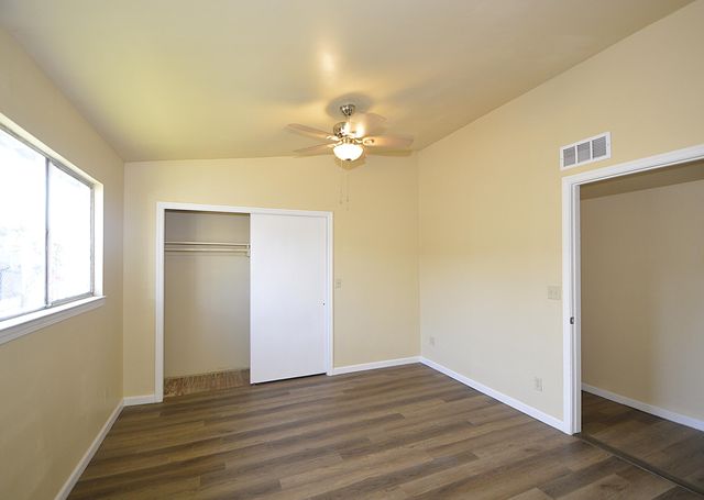 950 E Thurman Avenue, Porterville, CA 93257