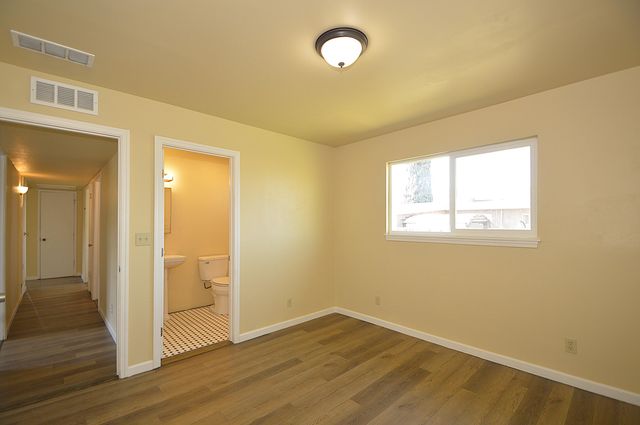 950 E Thurman Avenue, Porterville, CA 93257