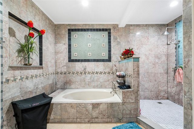 905 BAMA ROAD, Brandon, FL 33511