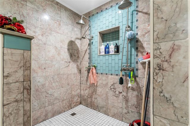 905 BAMA ROAD, Brandon, FL 33511