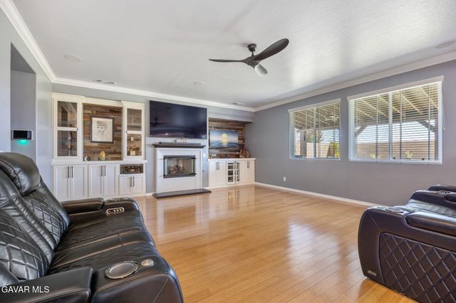 2342 Newberry Street, Rosamond, CA 93560