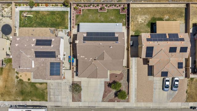 2342 Newberry Street, Rosamond, CA 93560