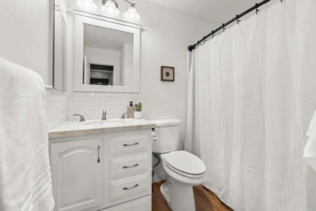 3549 Castle Glen Drive 117, San Diego, CA 92123