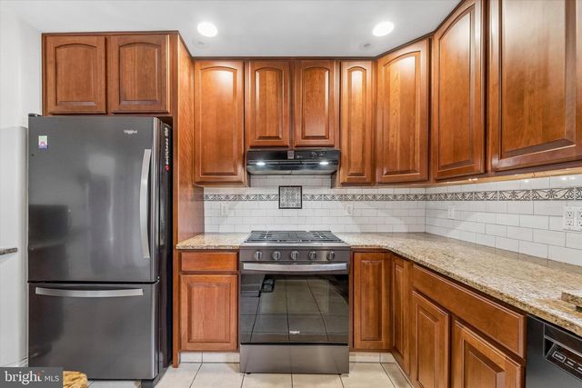 8331 HIGH SCHOOL RD, Elkins Park, PA 19027