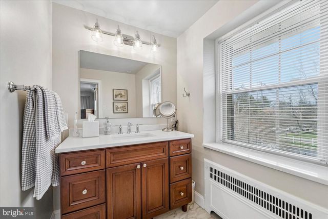 8331 HIGH SCHOOL RD, Elkins Park, PA 19027