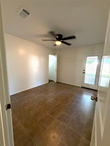 2648 Carmen Drive, Grand Prairie, TX 75052