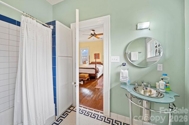 128 W Thomas Street, Salisbury, NC 28144