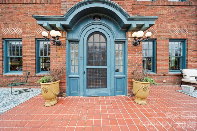 128 W Thomas Street, Salisbury, NC 28144