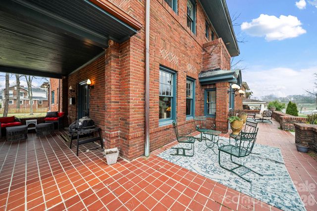 128 W Thomas Street, Salisbury, NC 28144