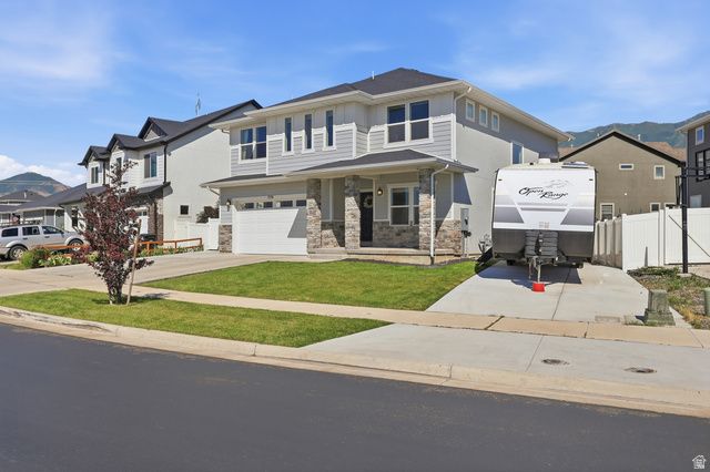 2104 E HERITAGE DR, Spanish Fork, UT 84660