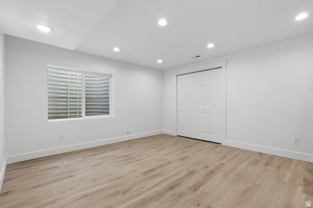2104 E HERITAGE DR, Spanish Fork, UT 84660