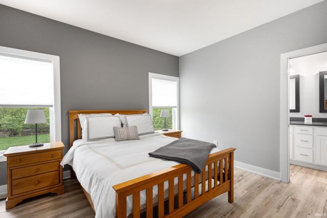 4376 Garden Oak Drive, South Bend, IN 46628