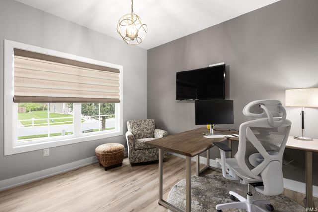 4376 Garden Oak Drive, South Bend, IN 46628