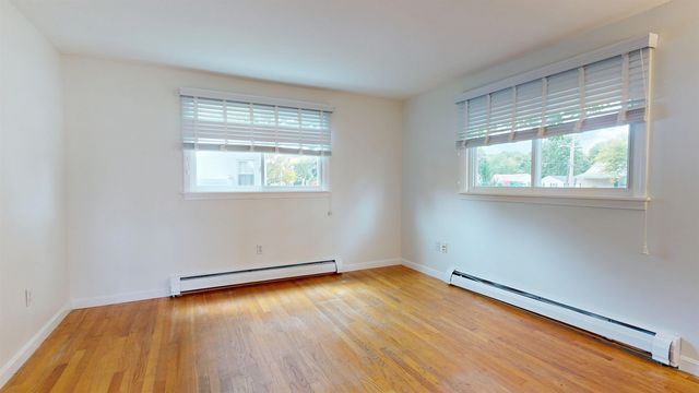 976 North Avenue, Burlington, VT 05408