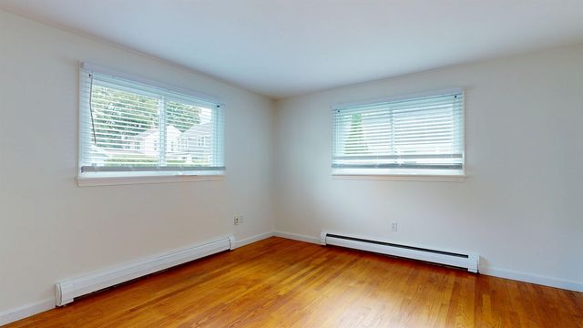 976 North Avenue, Burlington, VT 05408
