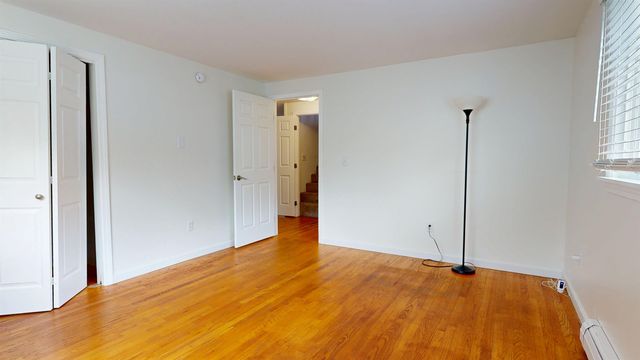 976 North Avenue, Burlington, VT 05408