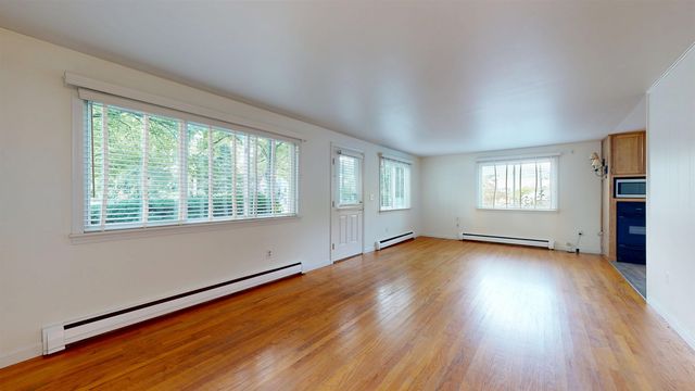 976 North Avenue, Burlington, VT 05408