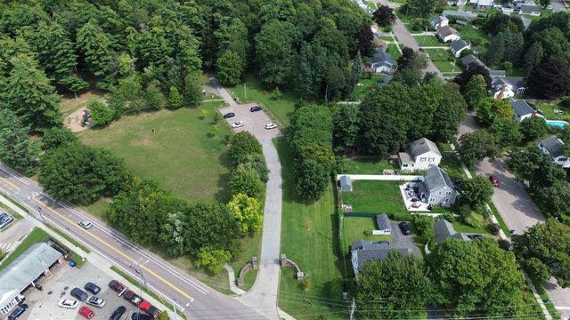976 North Avenue, Burlington, VT 05408