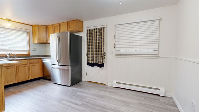 976 North Avenue, Burlington, VT 05408