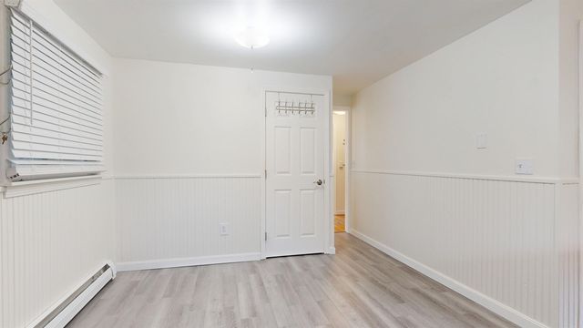 976 North Avenue, Burlington, VT 05408
