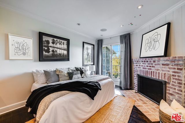 12966 Galewood Street, Studio City (los Angeles), CA 91604