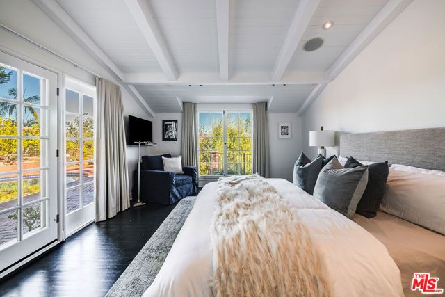 12966 Galewood Street, Studio City (los Angeles), CA 91604