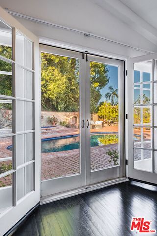 12966 Galewood Street, Studio City (los Angeles), CA 91604