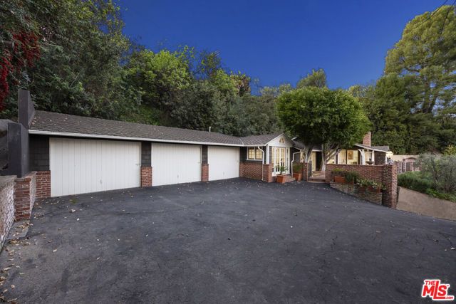 12966 Galewood Street, Studio City (los Angeles), CA 91604