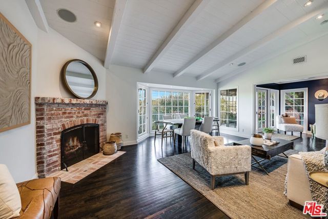 12966 Galewood Street, Studio City (los Angeles), CA 91604