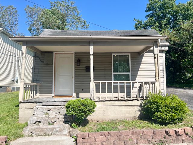 870 Lylesville Street, Paris, KY 40361