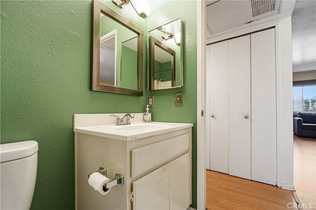 2507 E 15th Street 109, Long Beach, CA 90804