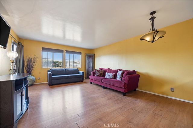 2507 E 15th Street 109, Long Beach, CA 90804