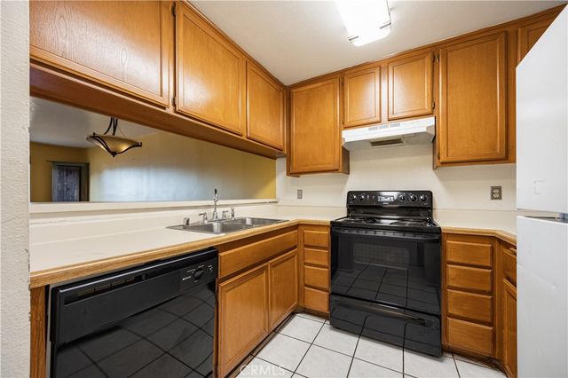 2507 E 15th Street 109, Long Beach, CA 90804