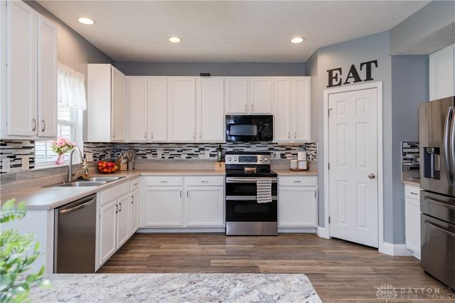 2261 Girard Lane, Troy, OH 45373