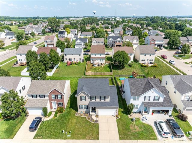 2261 Girard Lane, Troy, OH 45373