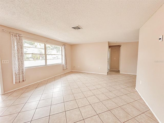 1444 STRADA D ARGENTO, Venice, FL 34292