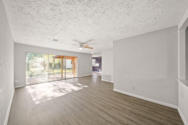 4319 Tiffany Drive, Houston, TX 77045