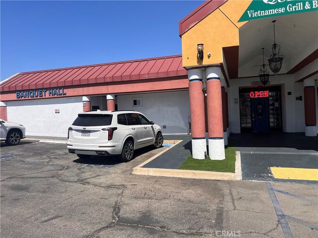 965 W Foothill Boulevard, Upland, CA 91786