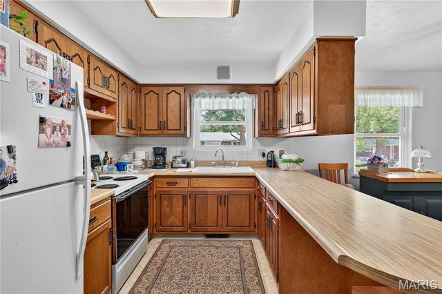 34 Whiteside Drive, Belleville, IL 62221
